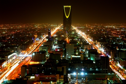 أخطف العضو الي قبلك وقلنا وين توديه........  - صفحة 6 Riyadh-the-city-of-light